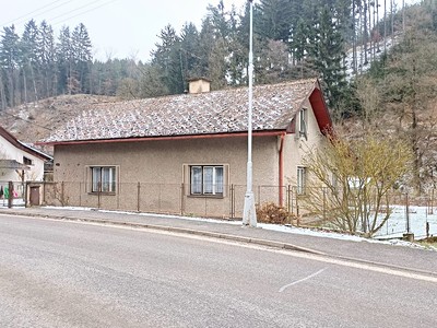 Prodej  rodinného domu 120 m², pozemek 689 m²