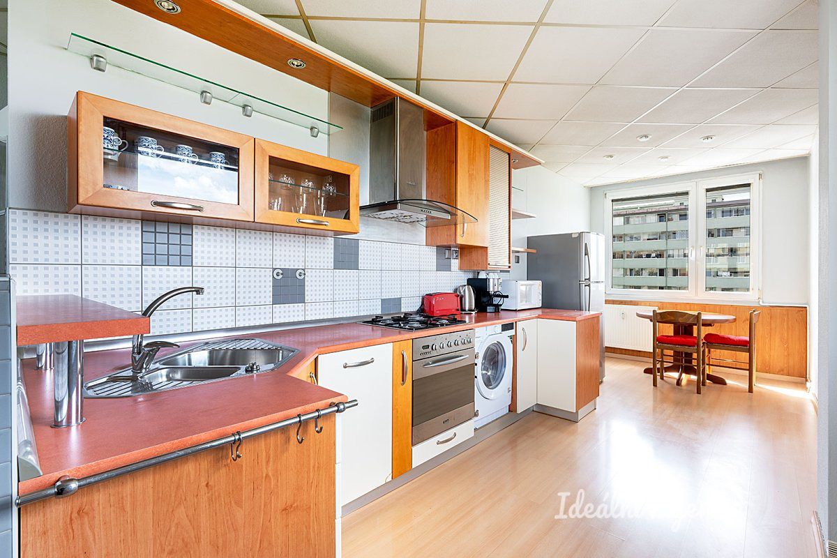 Pronájem bytu 3+kk 61 m²