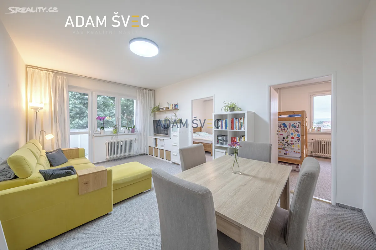 Prodej bytu 3+1 64 m², 17. listopadu