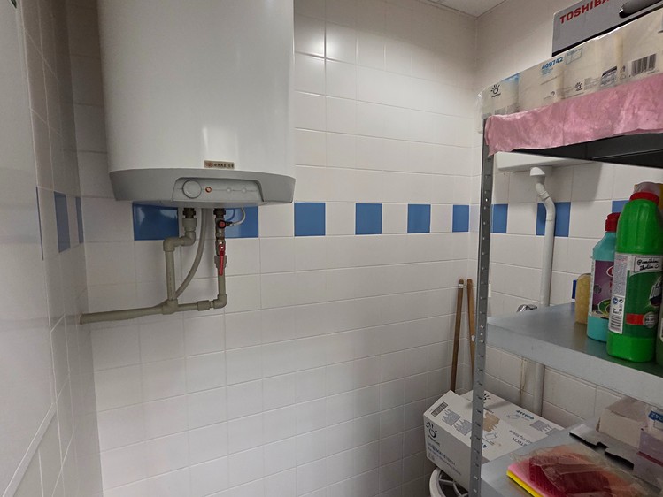 Комерційне приміщення в оренду, 153 м² (12 з 15)