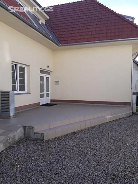 Pronájem garážového stání 20 m², Dr. Vrbenského