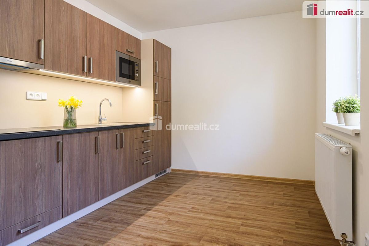 Prodej bytu 2+kk 45 m², Všemina – fotka 1 z 3