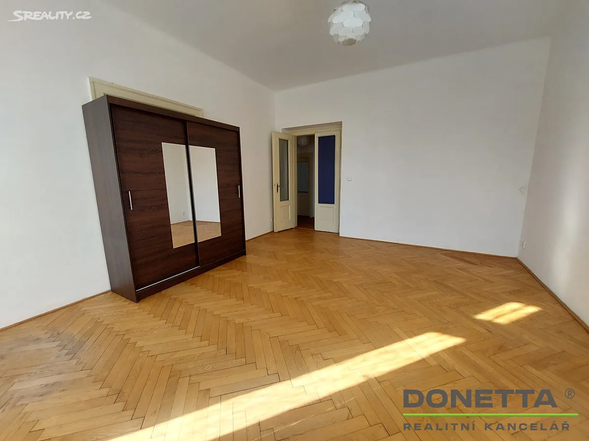 Pronájem bytu 2+1 84 m² – pohled 6