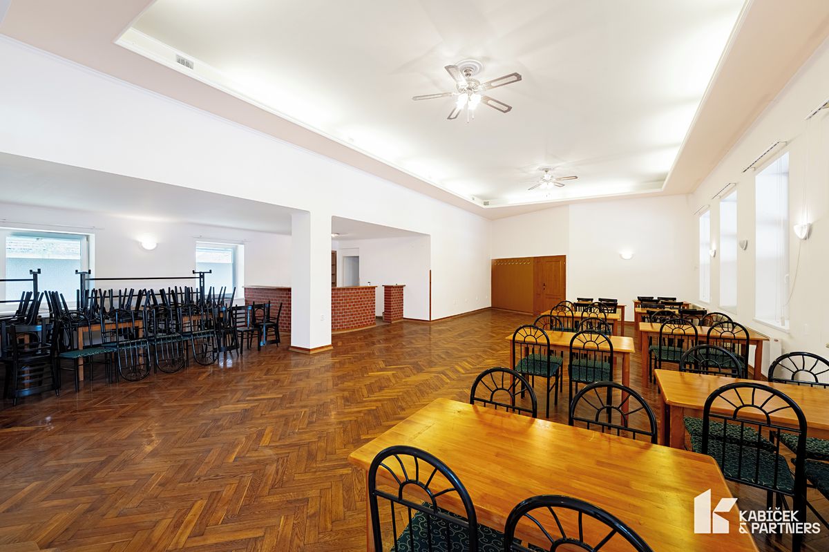 Prodej restaurace 454 m² – fotografie 2