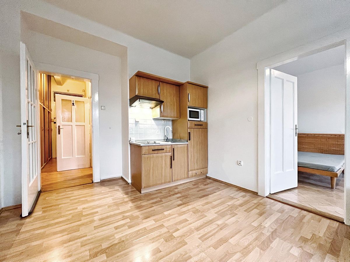 Pronájem bytu 2+kk 50 m²