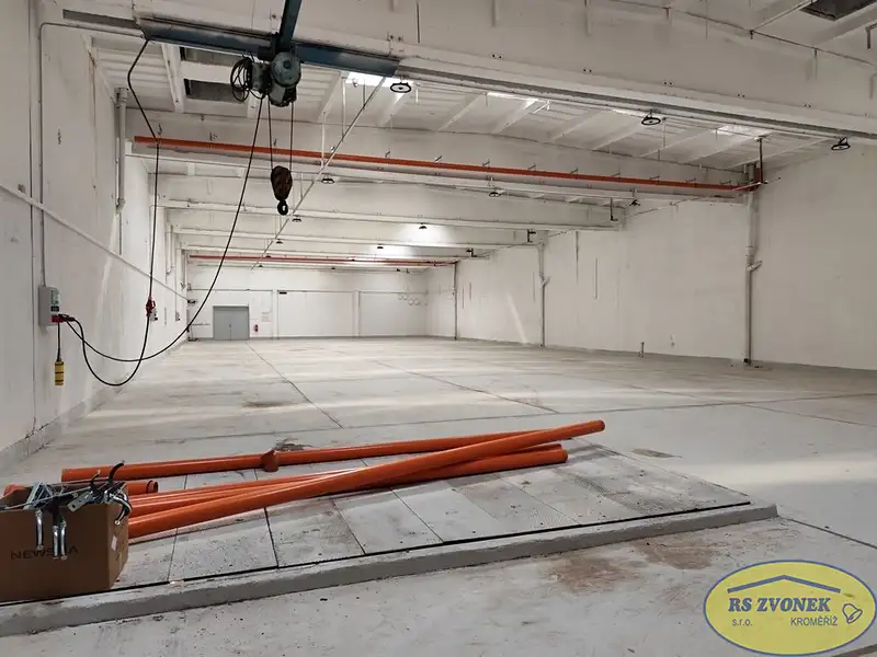 Pronájem skladového prostoru 1000 m², Olomouc – náhled fotky 3