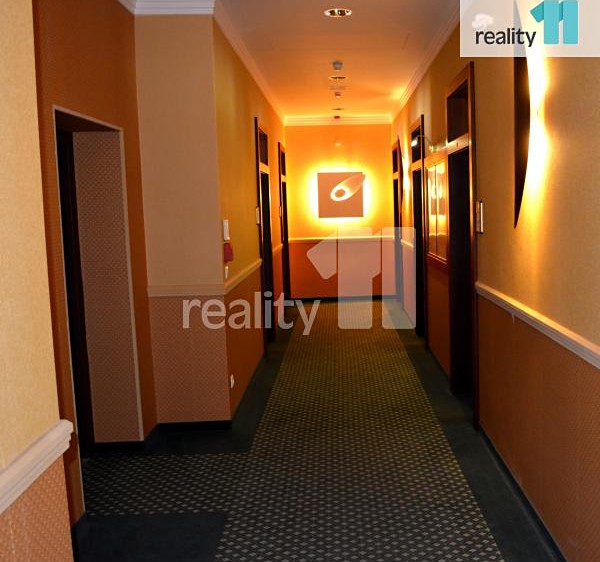 Комерційне приміщення в оренду, 33 м² (6 з 9)