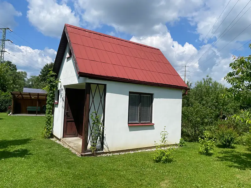 Prodej chaty 25 m², pozemek 932 m², Klatovy – náhled fotky 2