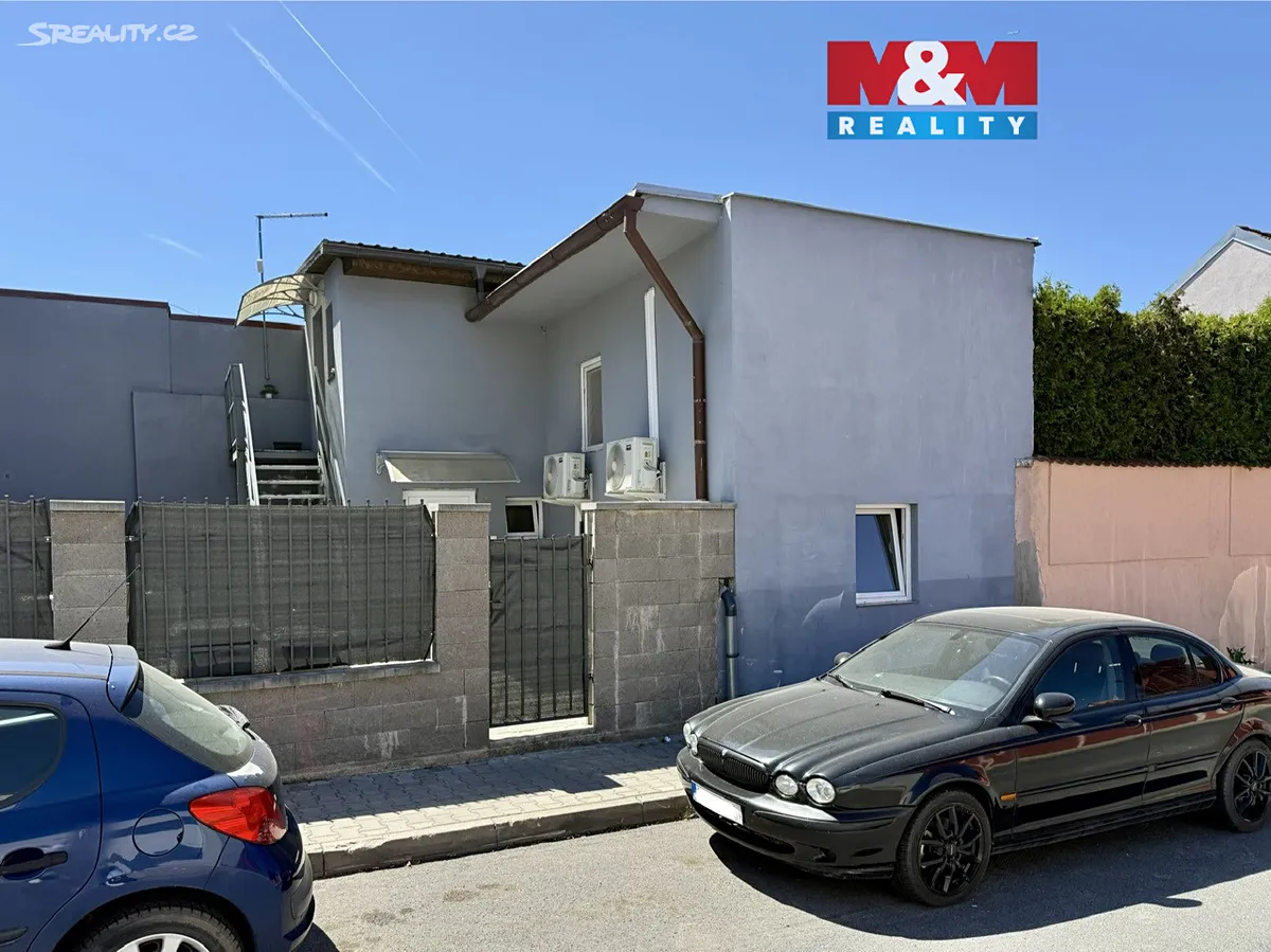 Pronájem komerční nemovitosti 22 m², Kročehlavy