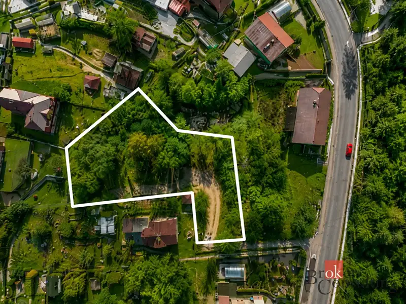 Prodej stavebního pozemku 1803 m², Loket – náhled fotky 1