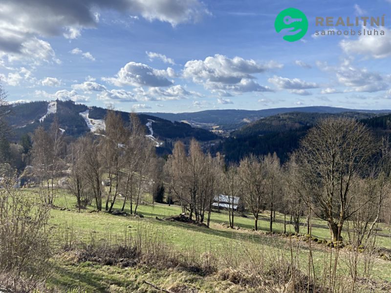 Prodej stavebního pozemku 1024 m² – fotografie 3