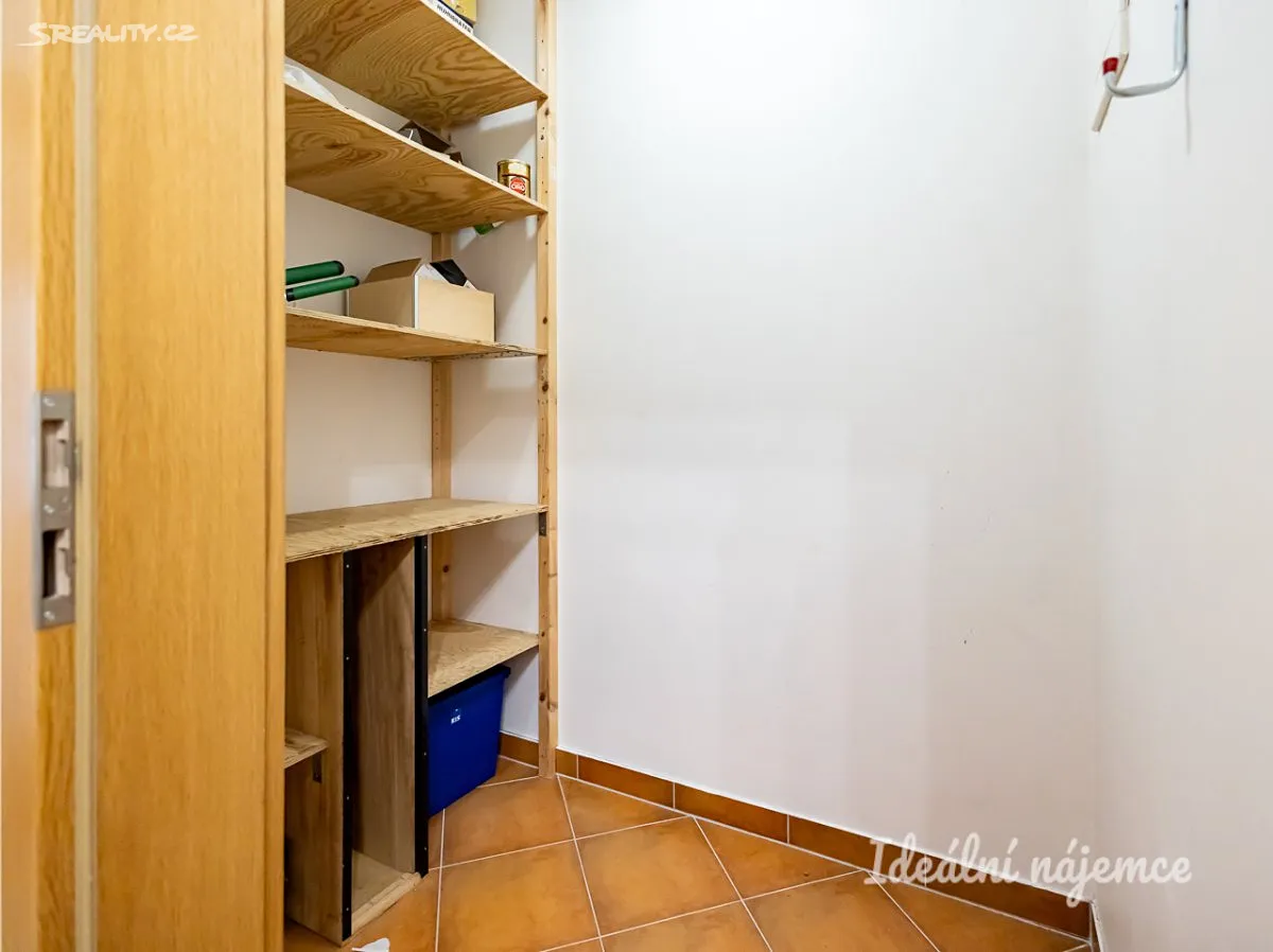 Pronájem bytu 1+kk 44 m² – pohled 5