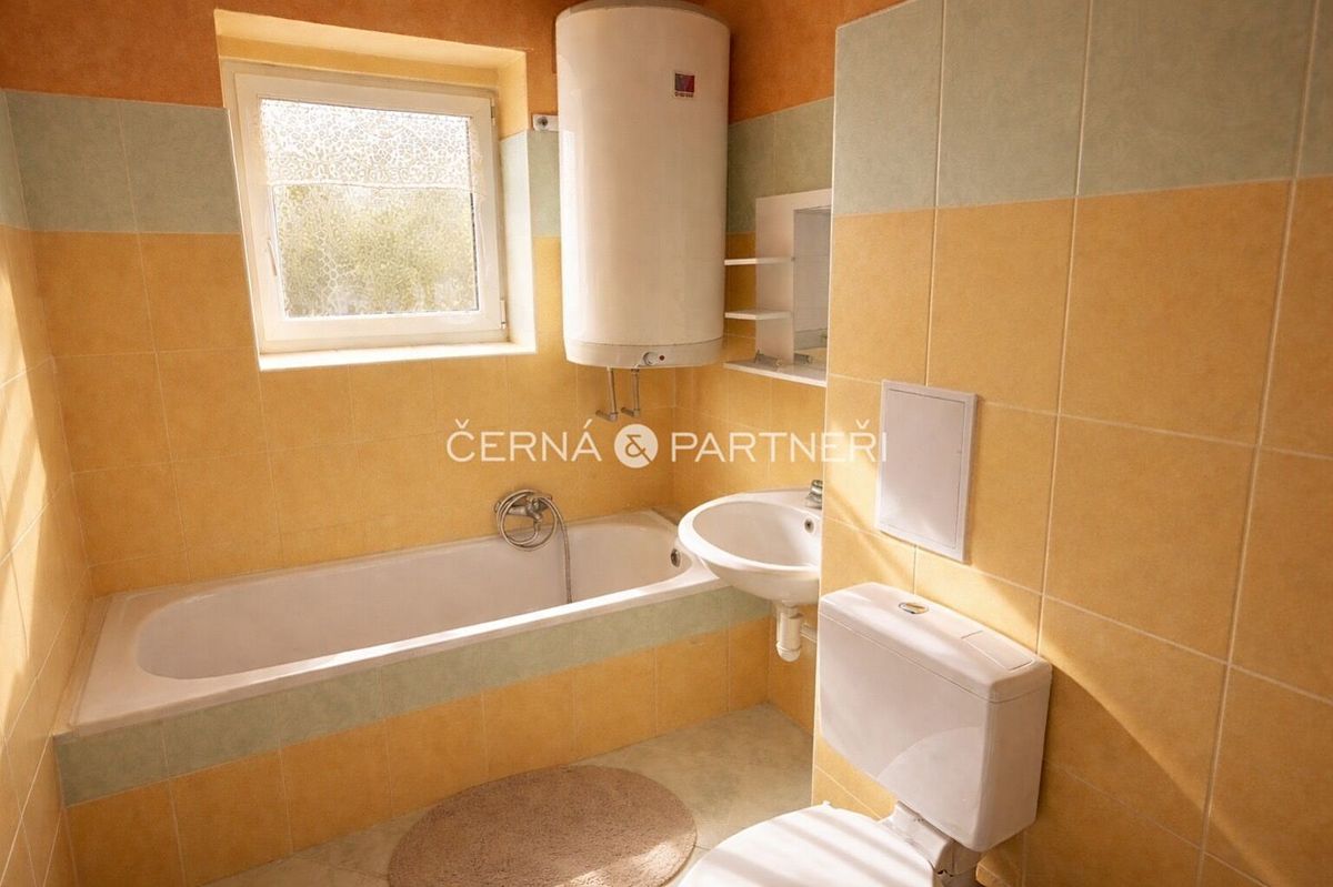 Pronájem bytu 2+1 48 m² – fotografie 5