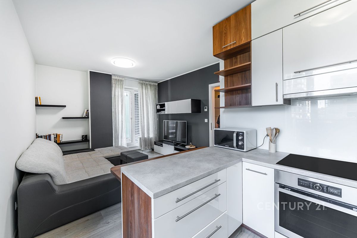 Pronájem bytu 2+kk 54 m²
