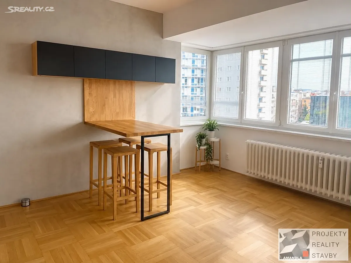 Pronájem bytu 3+1 86 m², Brno