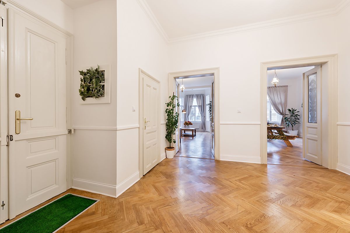 Pronájem bytu 4+kk 100 m² – fotografie 4