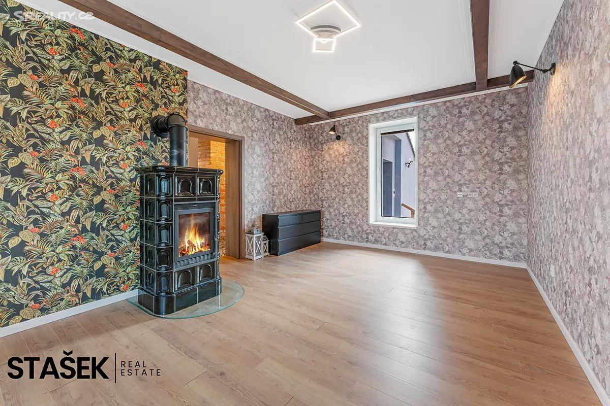 Prodej rodinného domu 135 m², pozemek 845 m² – pohled 4