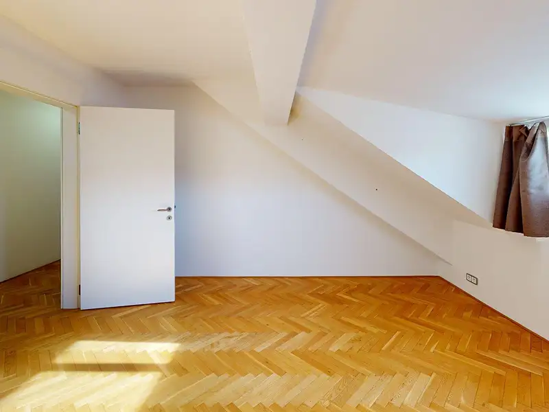 Pronájem bytu 4+1 163 m², Praha – náhled fotky 3