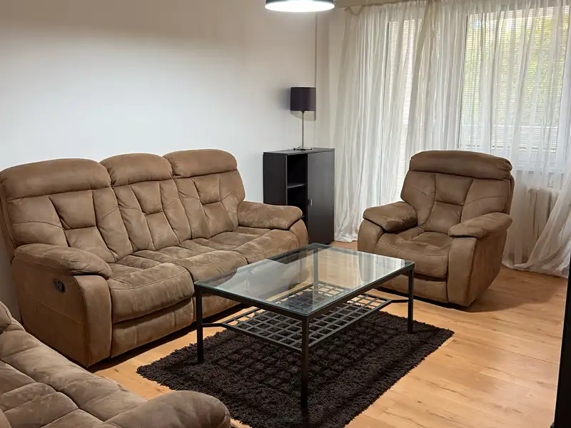Prodej bytu 3+1 83 m², Praha – náhled fotky 1