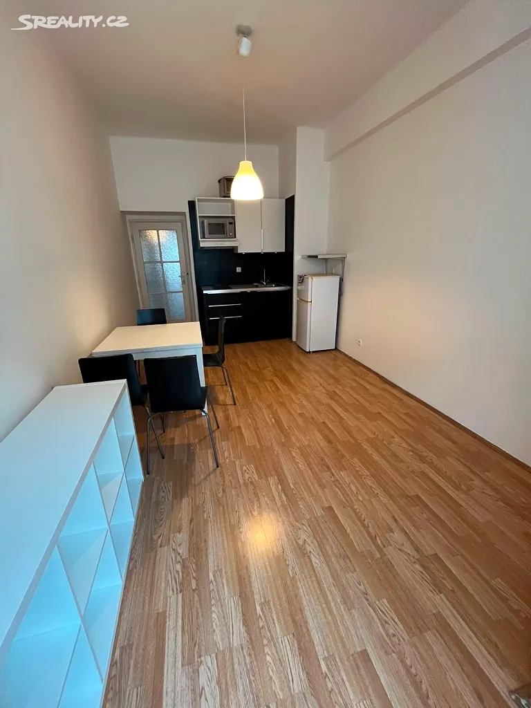 Prodej bytu 1+1 49 m² – pohled 2