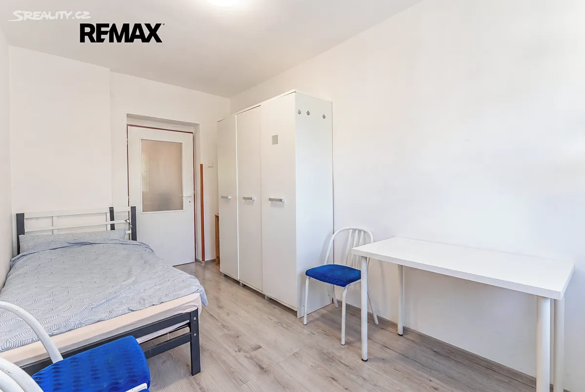 Prodej rodinného domu 275 m², pozemek 363 m² – pohled 5