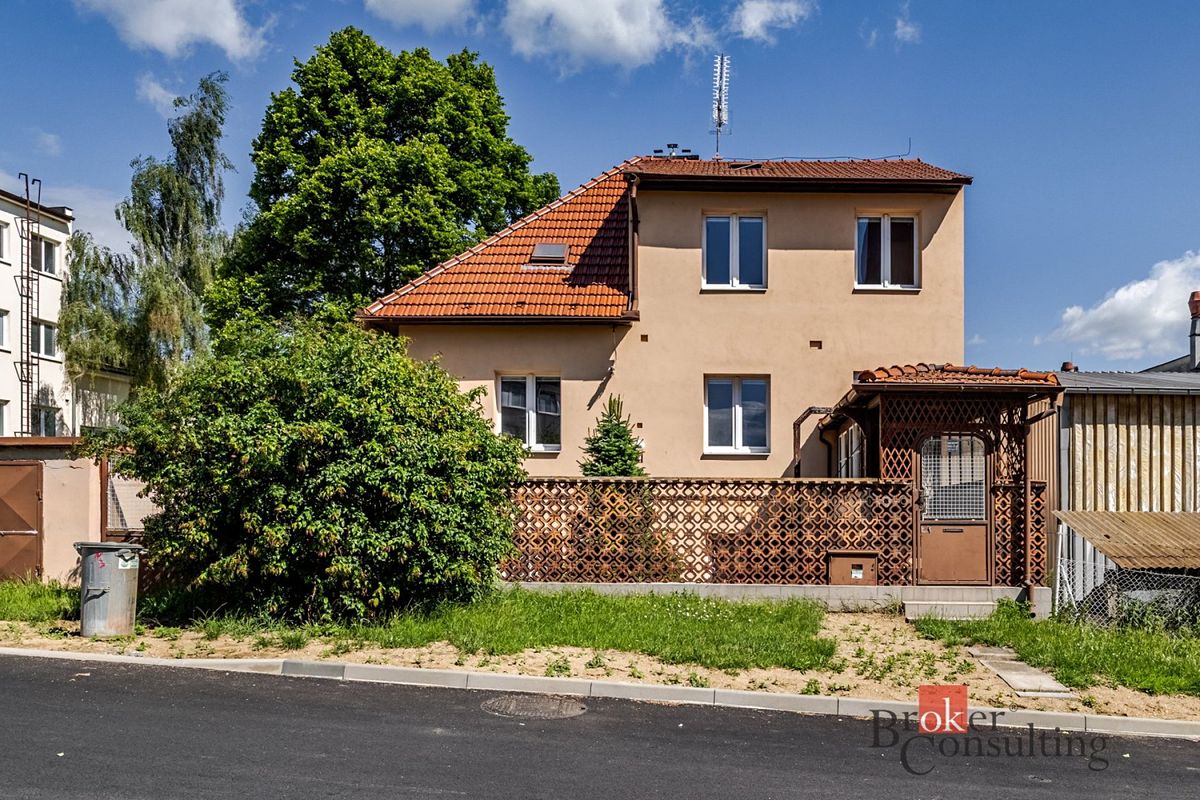 Prodej rodinného domu 148 m², pozemek 682 m²
