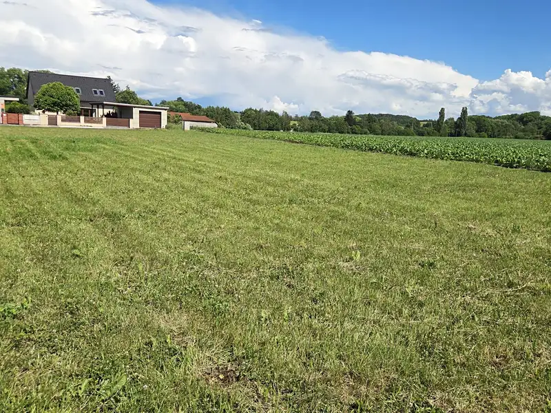 Prodej stavebního pozemku 1140 m², Klučov – náhled fotky 1