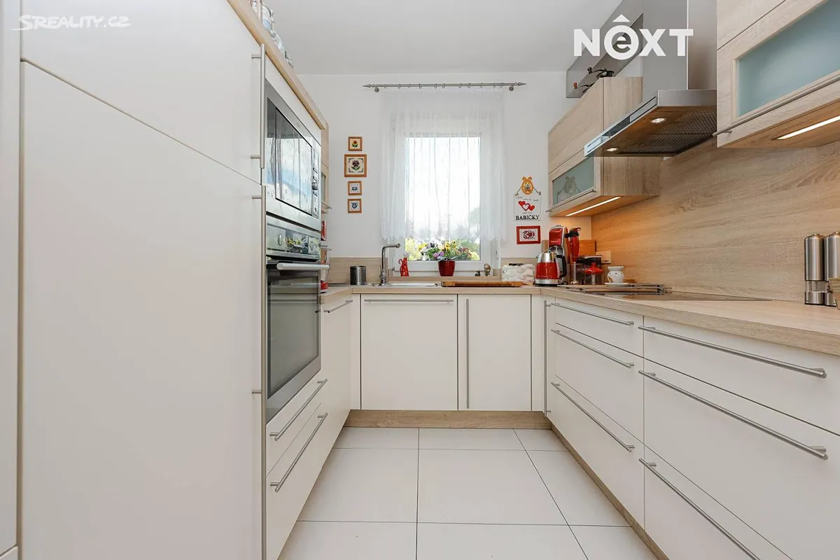 Prodej rodinného domu 143 m², pozemek 256 m² – pohled 5