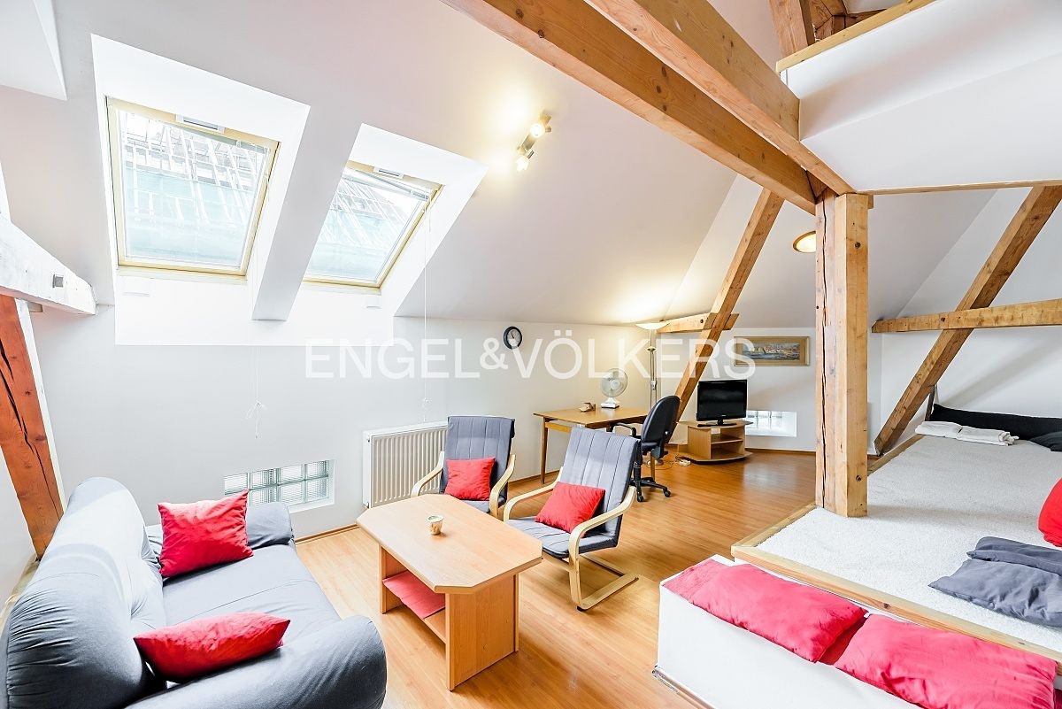 Pronájem bytu 3+kk 127 m²