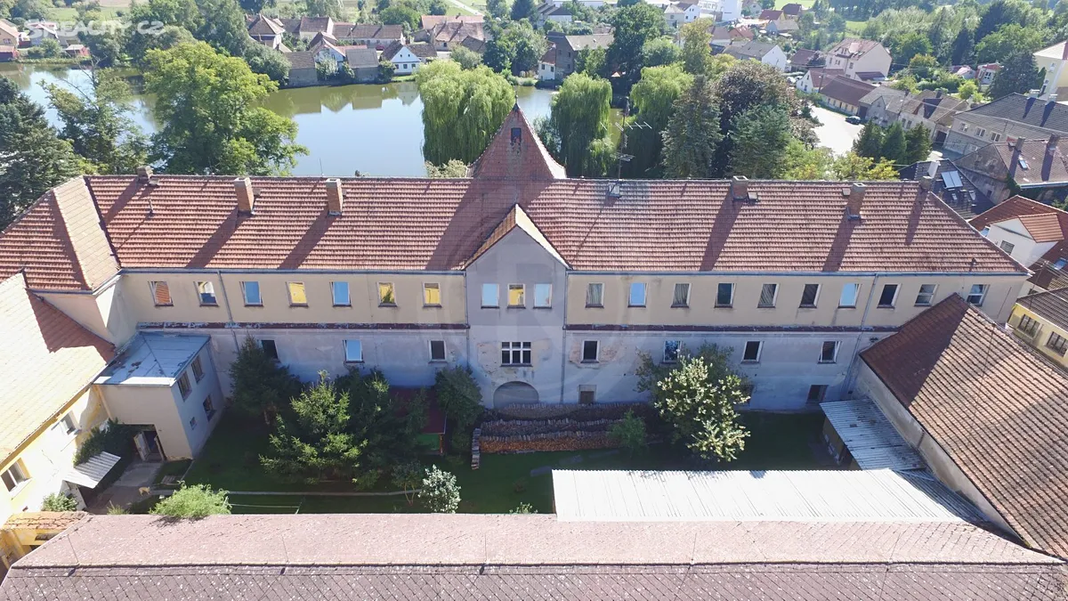 Prodej obchodního prostoru 2355 m² – pohled 4