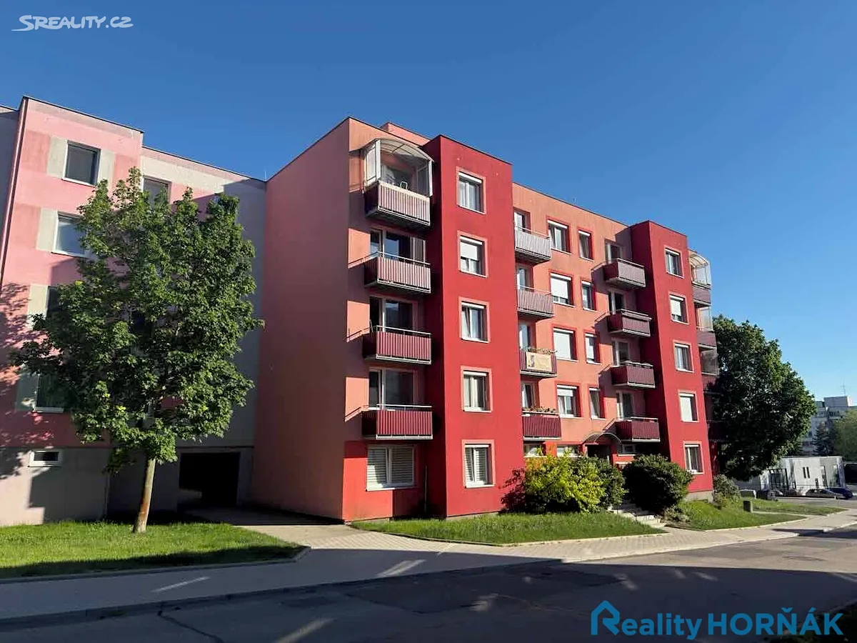 Prodej bytu 3+1 64 m², Týn nad Vltavou