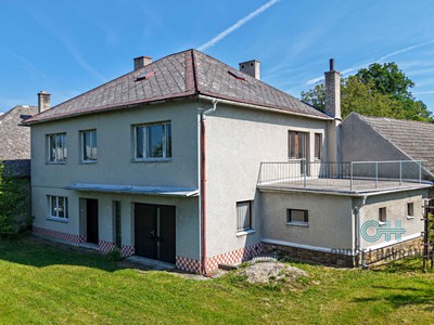 Prodej  vícegeneračního domu 330 m², pozemek 7 213 m²
