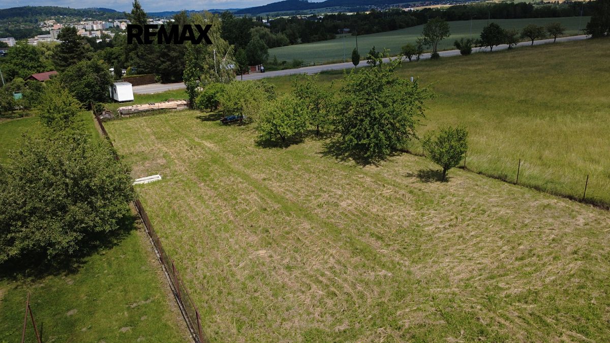 Prodej stavebního pozemku 1610 m² – fotografie 3