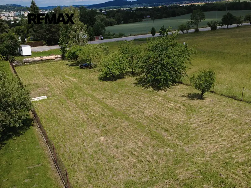 Prodej stavebního pozemku 1610 m², Strakonice – náhled fotky 3