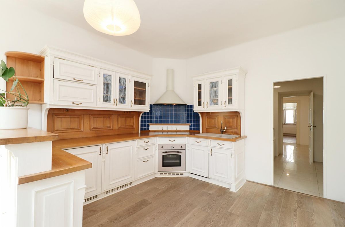 Pronájem bytu 3+1 105 m²