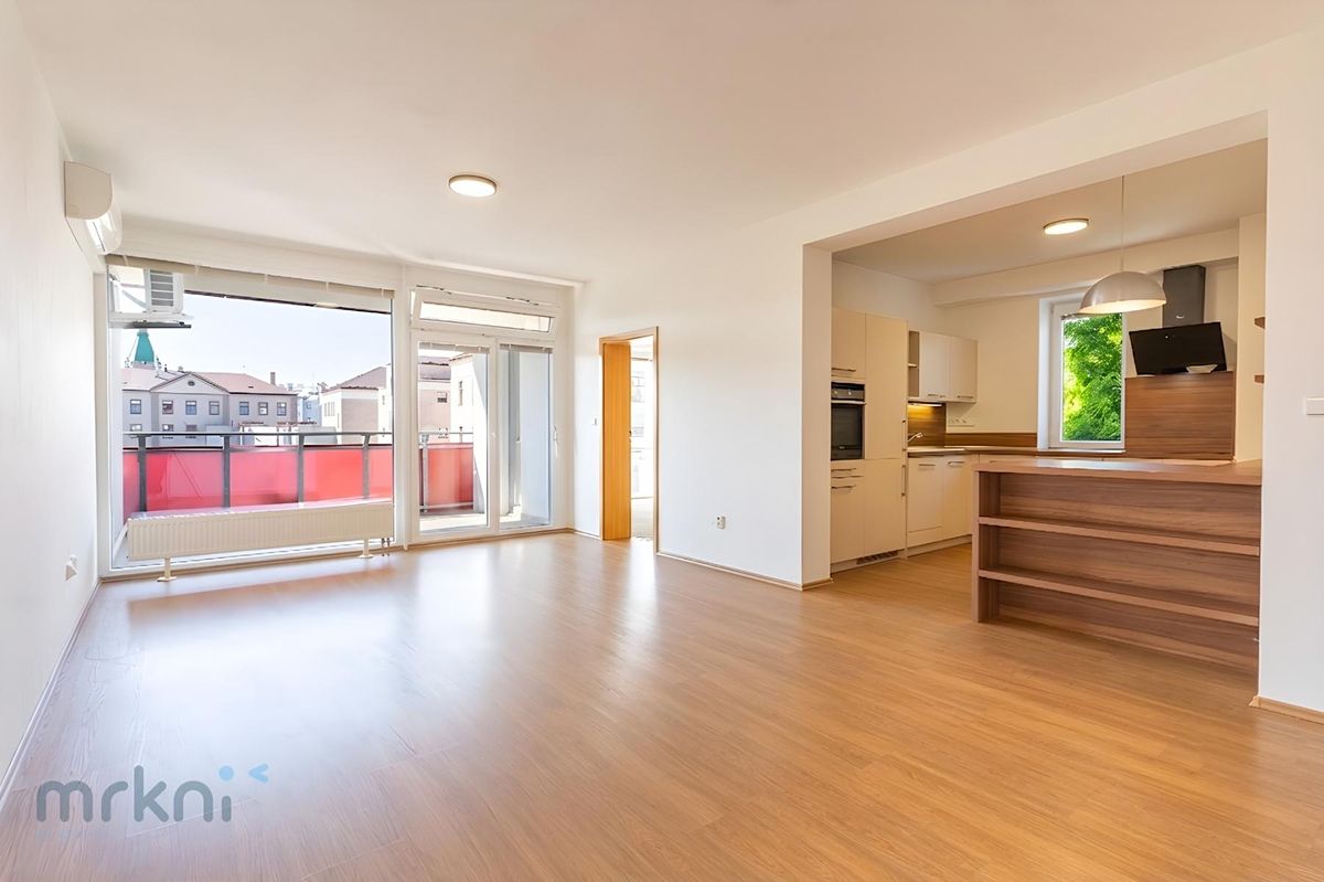 Prodej bytu 4+kk 87 m² – fotografie 3