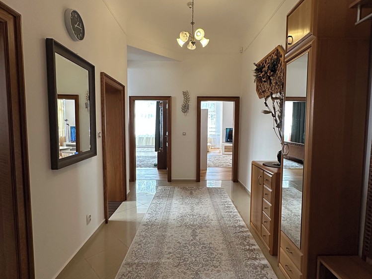 Prodej bytu 2+1, 91 m² (7 z 20)