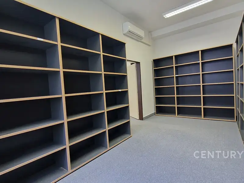 Pronájem kanceláře 37 m², Praha – náhled fotky 3