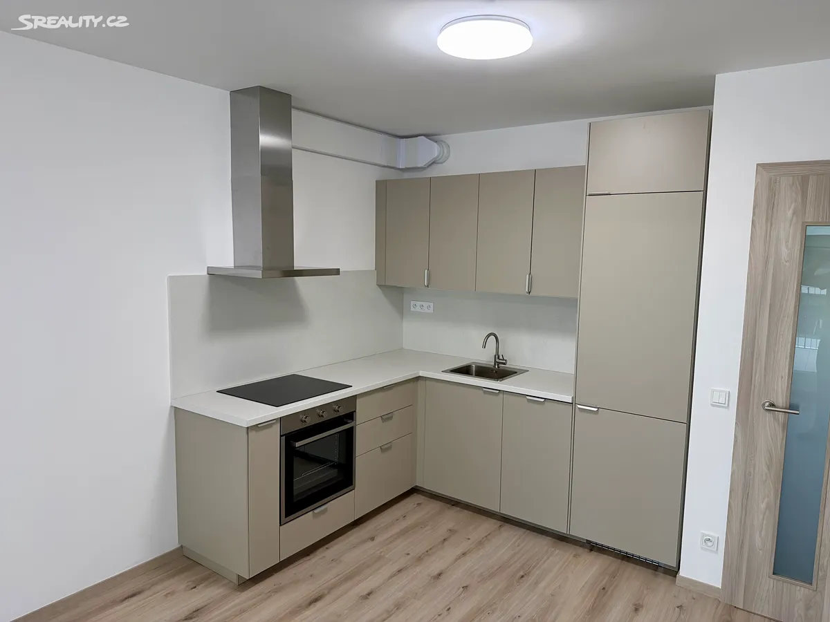 Pronájem bytu 2+kk 57 m², Praha