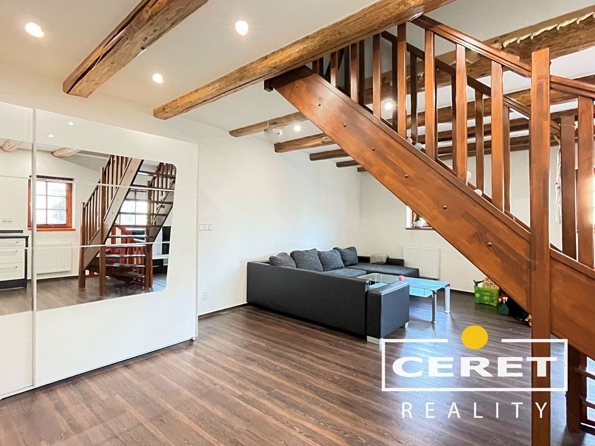 Prodej rodinného domu 139 m², pozemek 77 m² – fotografie 5