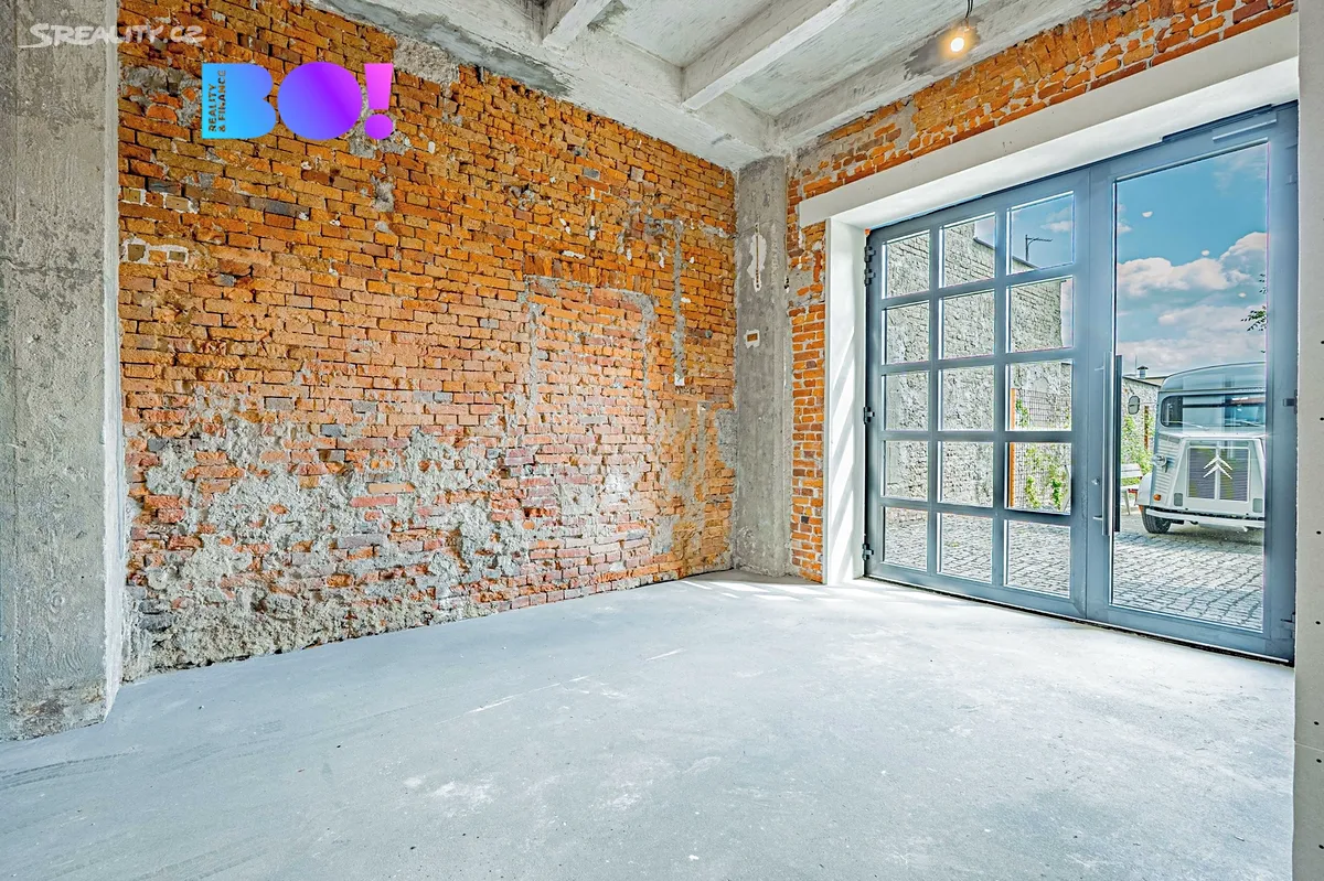 Pronájem obchodního prostoru 83 m² – pohled 3
