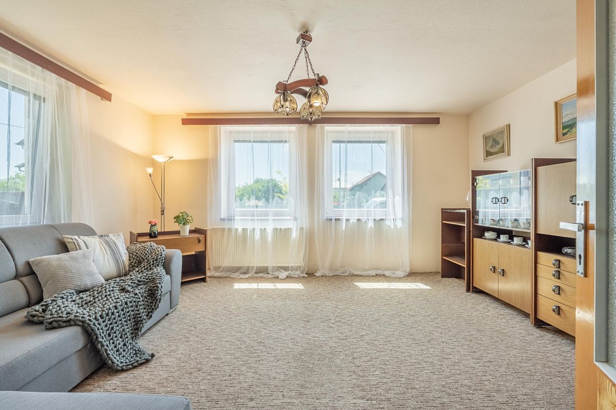 Prodej rodinného domu 72 m², pozemek 529 m² – fotografie 3