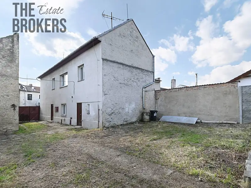 Prodej rodinného domu 120 m², pozemek 722 m², Praha – náhled fotky 1