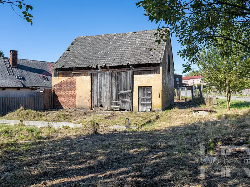 Prodej stavebního pozemku 968 m², Šternberk – náhled fotky 1
