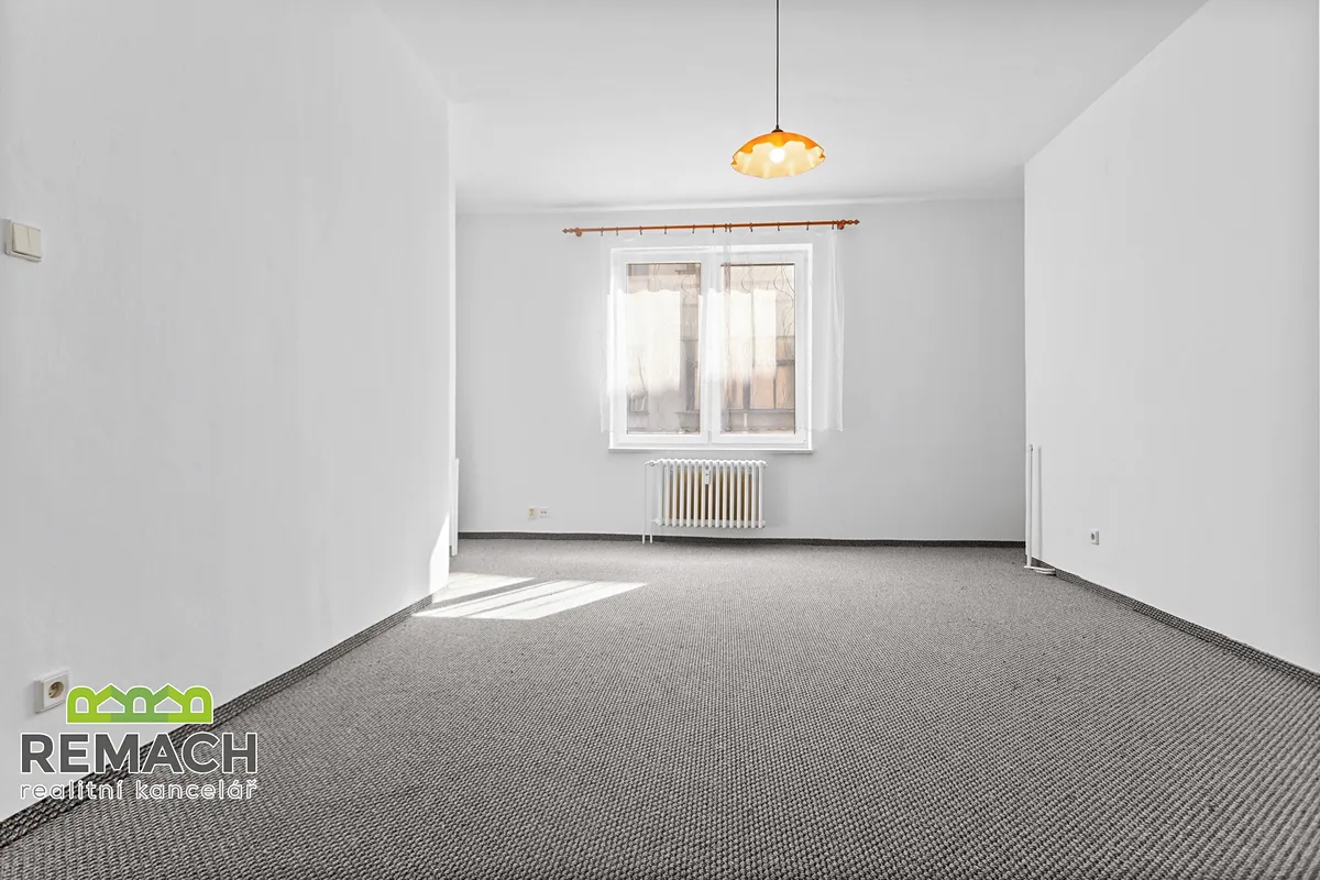 Pronájem bytu 1+1 40 m²