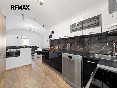 Prodej  rodinného domu 104 m², pozemek 862 m²