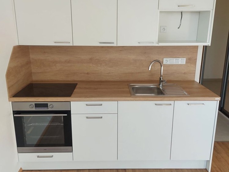 Prodej bytu 1+kk, 46 m² (4 z 12)