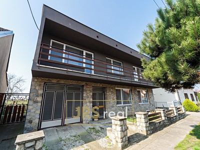 Prodej  rodinného domu 200 m², pozemek 437 m²