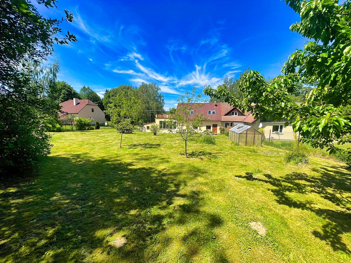 Prodej rodinného domu 170 m², pozemek 1490 m² – fotografie 4