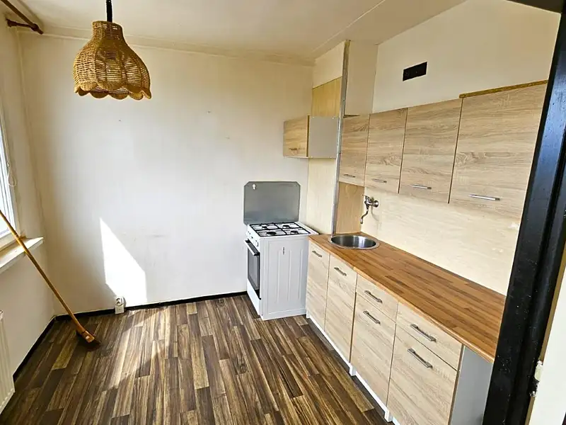 Pronájem bytu 1+1 35 m², Most – náhled fotky 1